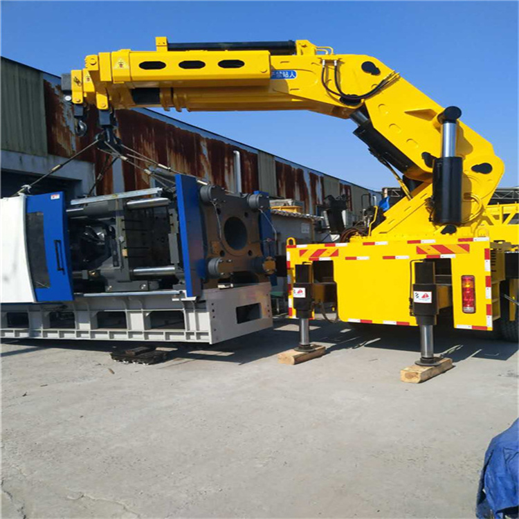 新密优质大吨位随车吊出租服务，助您高效施工