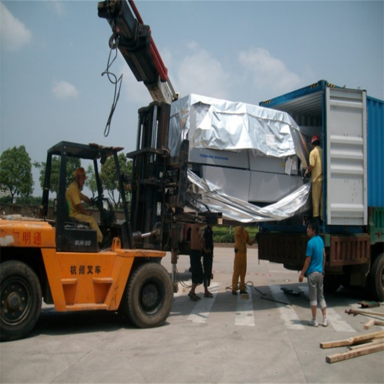 新密附近的随车吊出租服务：选择指南与注意事项