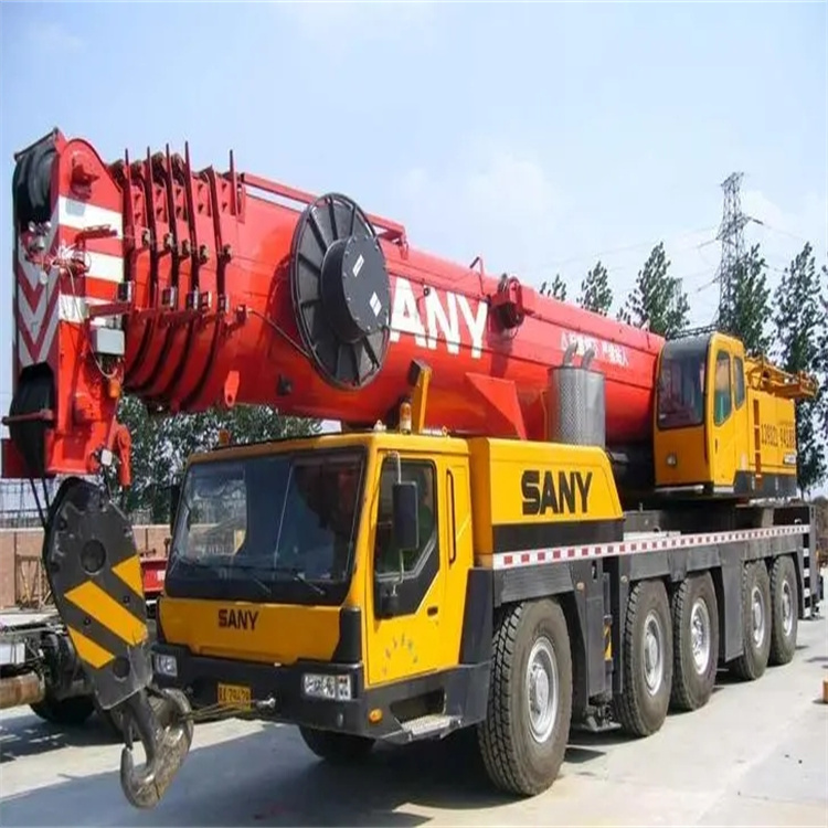 新密附近工地哪里有吊车出租|应急吊装服务|24小时灵活调度