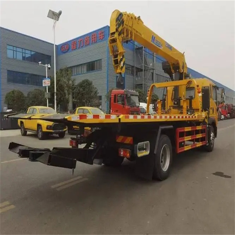 新密附近小随车吊出租电话，轻松解决搬运烦恼